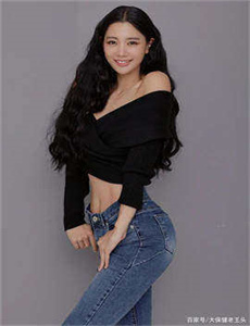 农田丰满艳肉妇HD